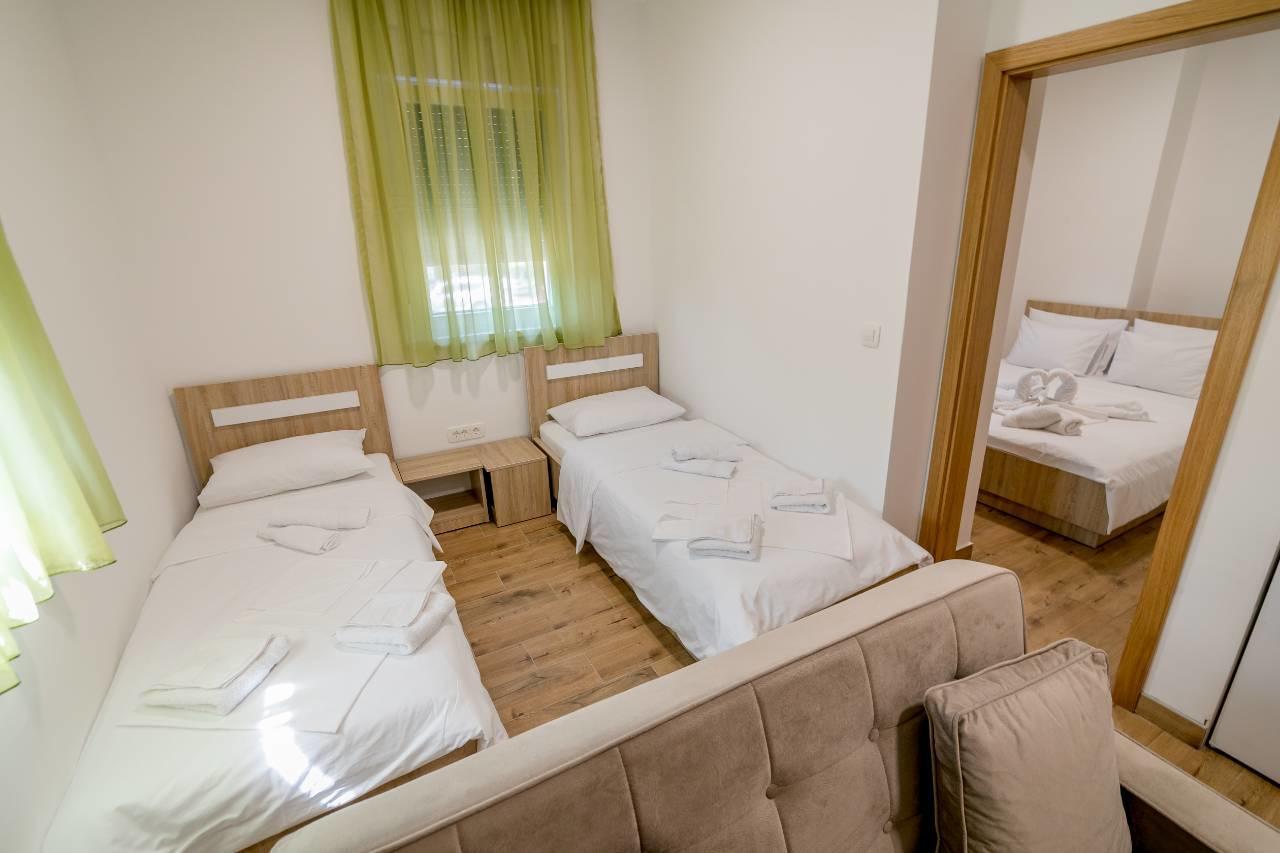 Apartmani Luka Meljine Exteriör bild